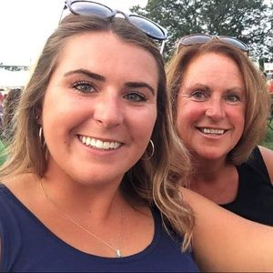 Meet your Posher, Erinn